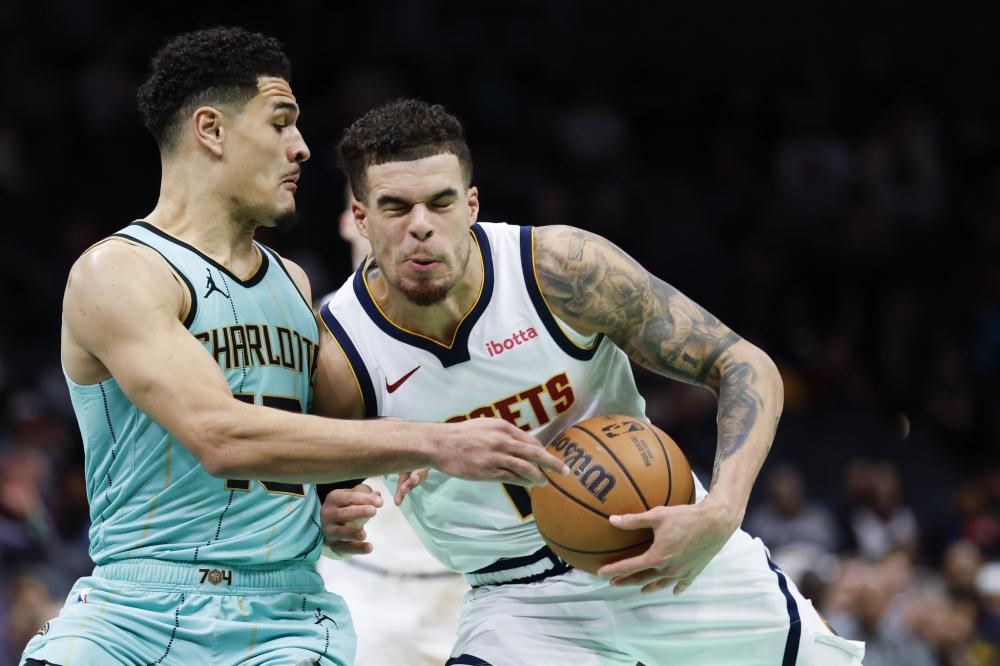 更是众多粉 更是众多粉