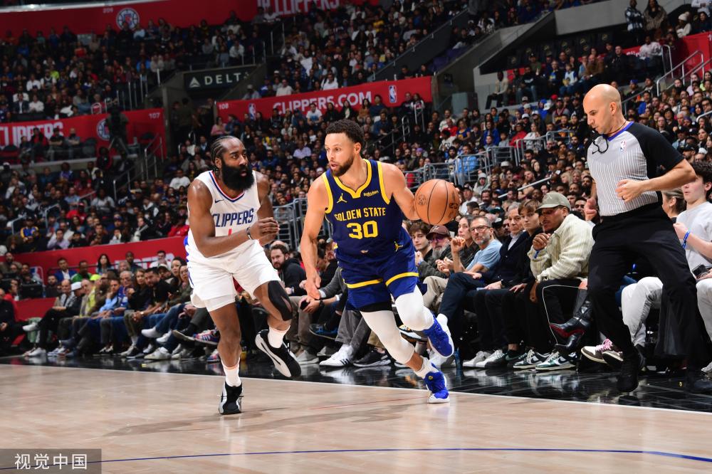 签约曾凡博 签约曾凡博